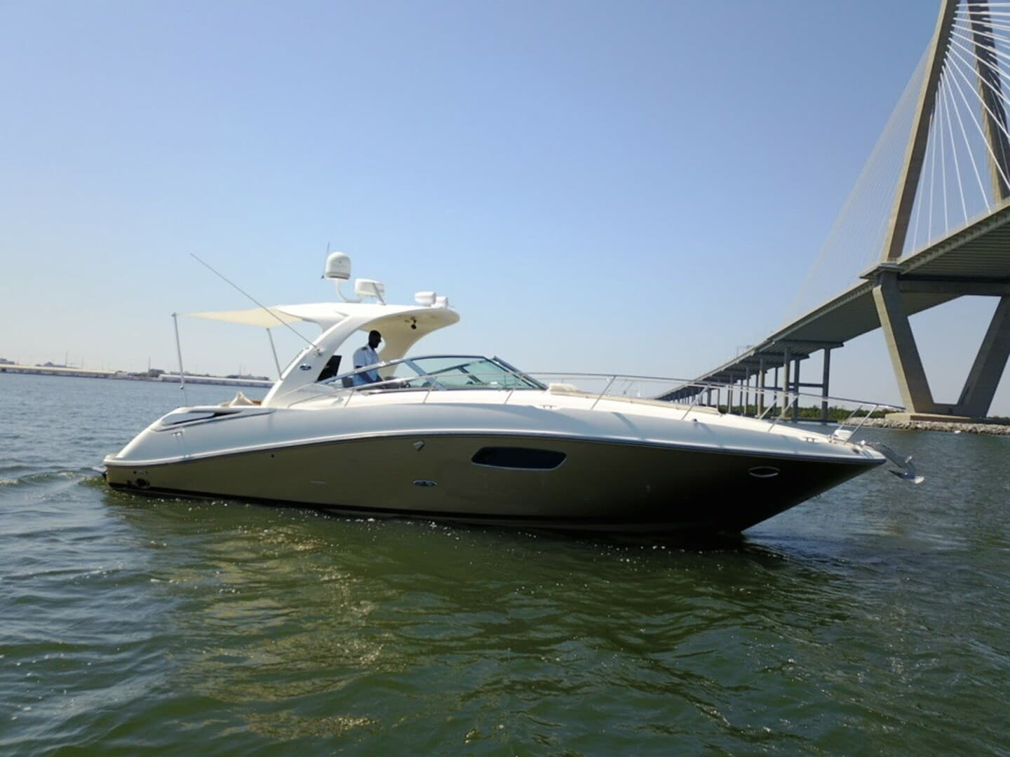 2009 Sea Ray 350 Sundancer