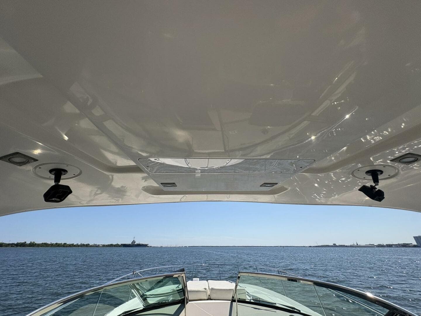 2009 Sea Ray 350 Sundancer — photo 25