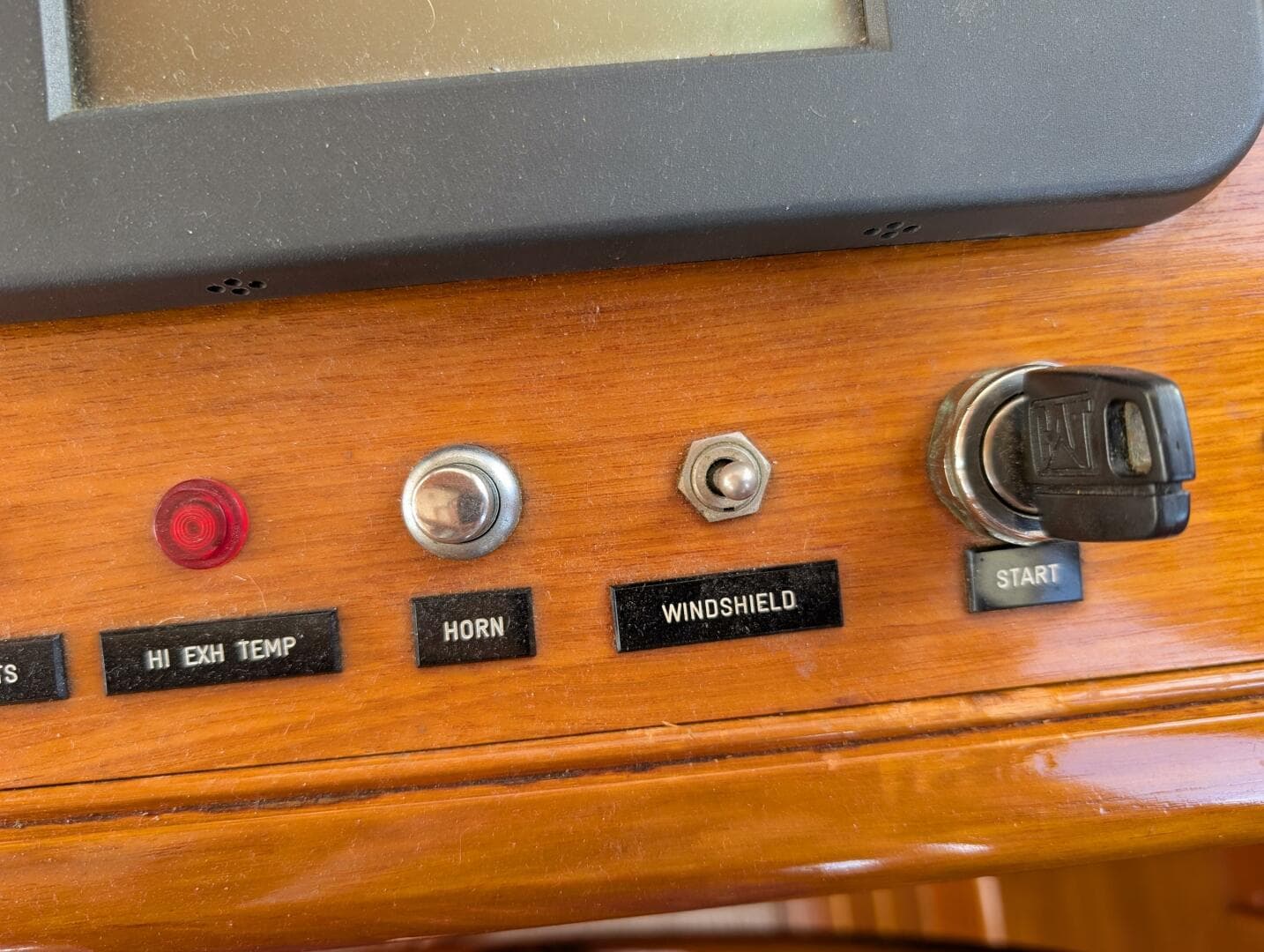 2006 Grand Banks — photo 14