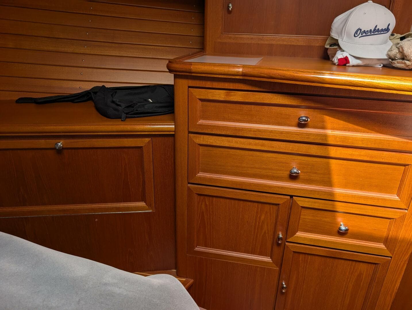 2006 Grand Banks — photo 52