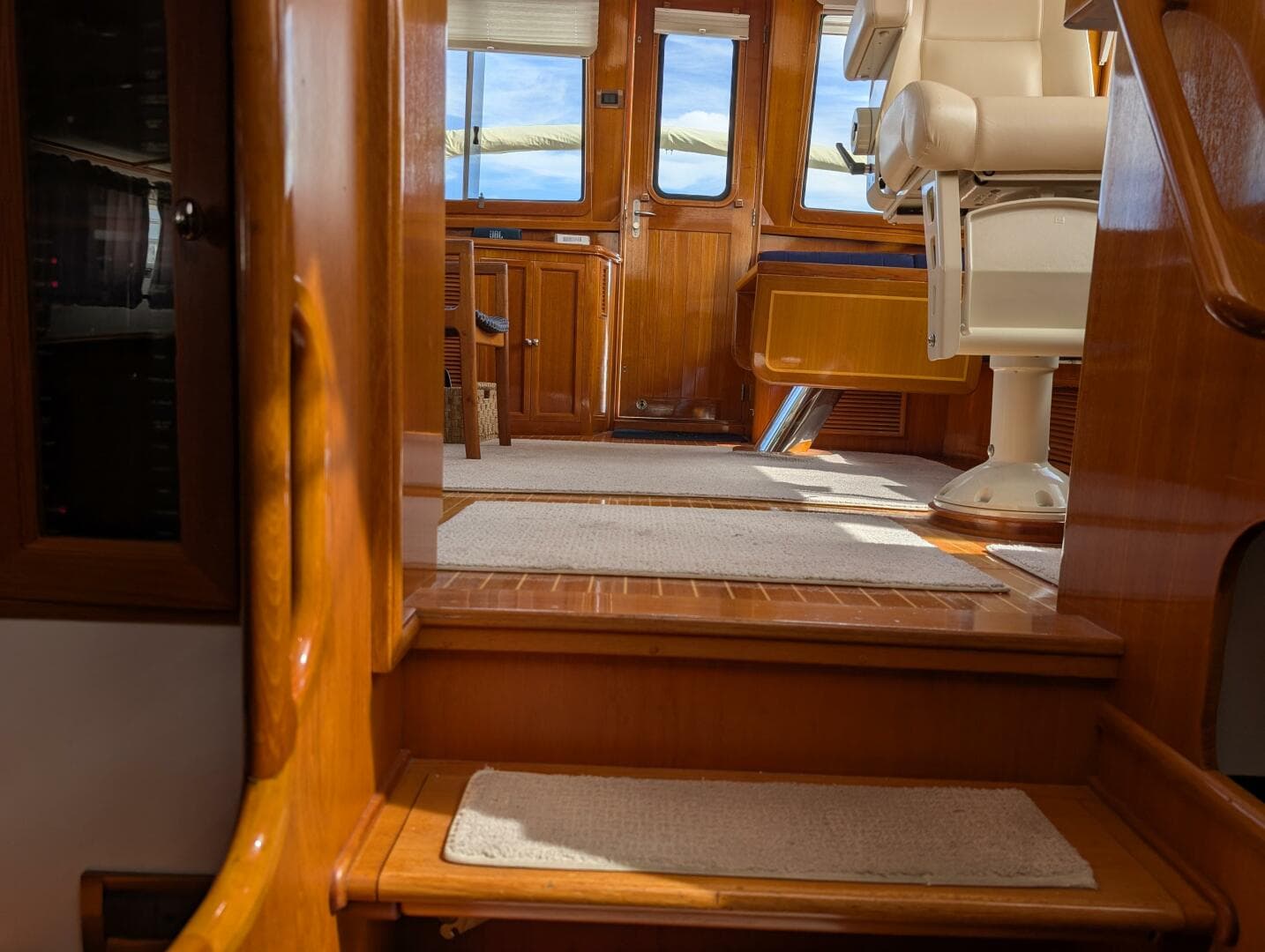 2006 Grand Banks — photo 43