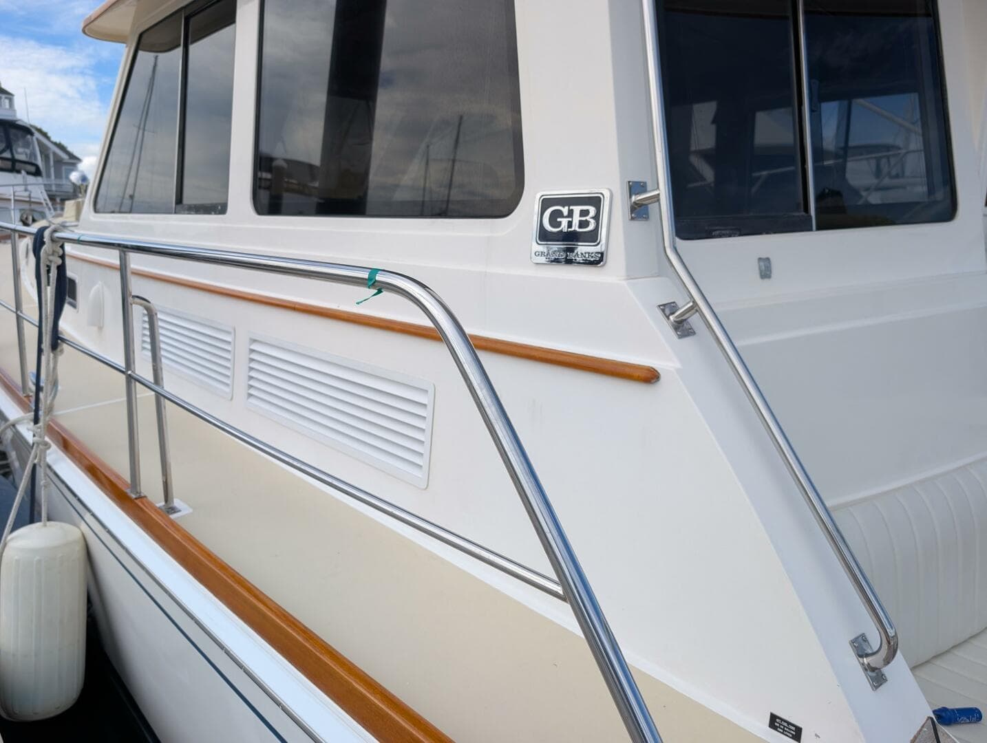 2006 Grand Banks — photo 81