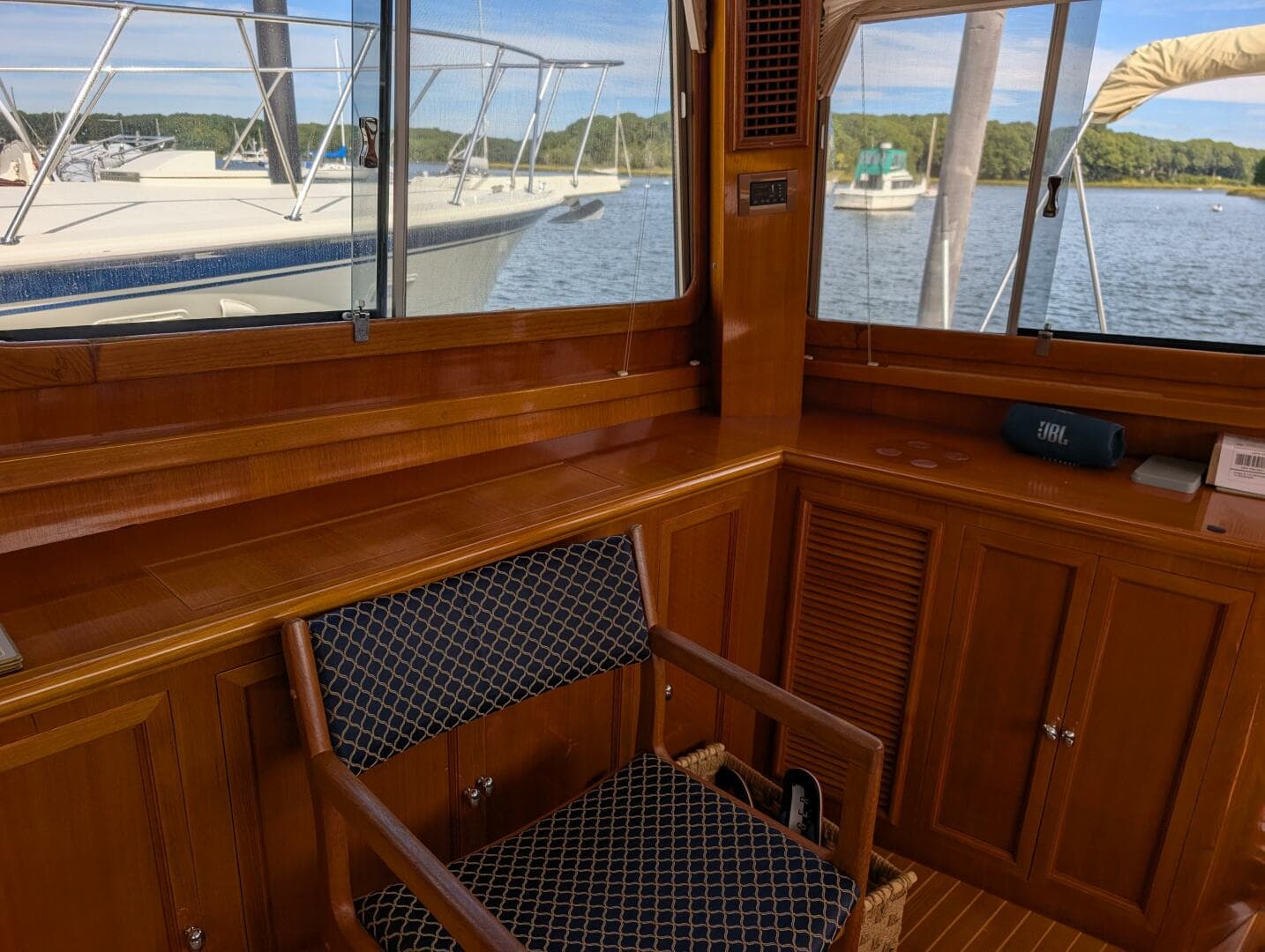 2006 Grand Banks — photo 26