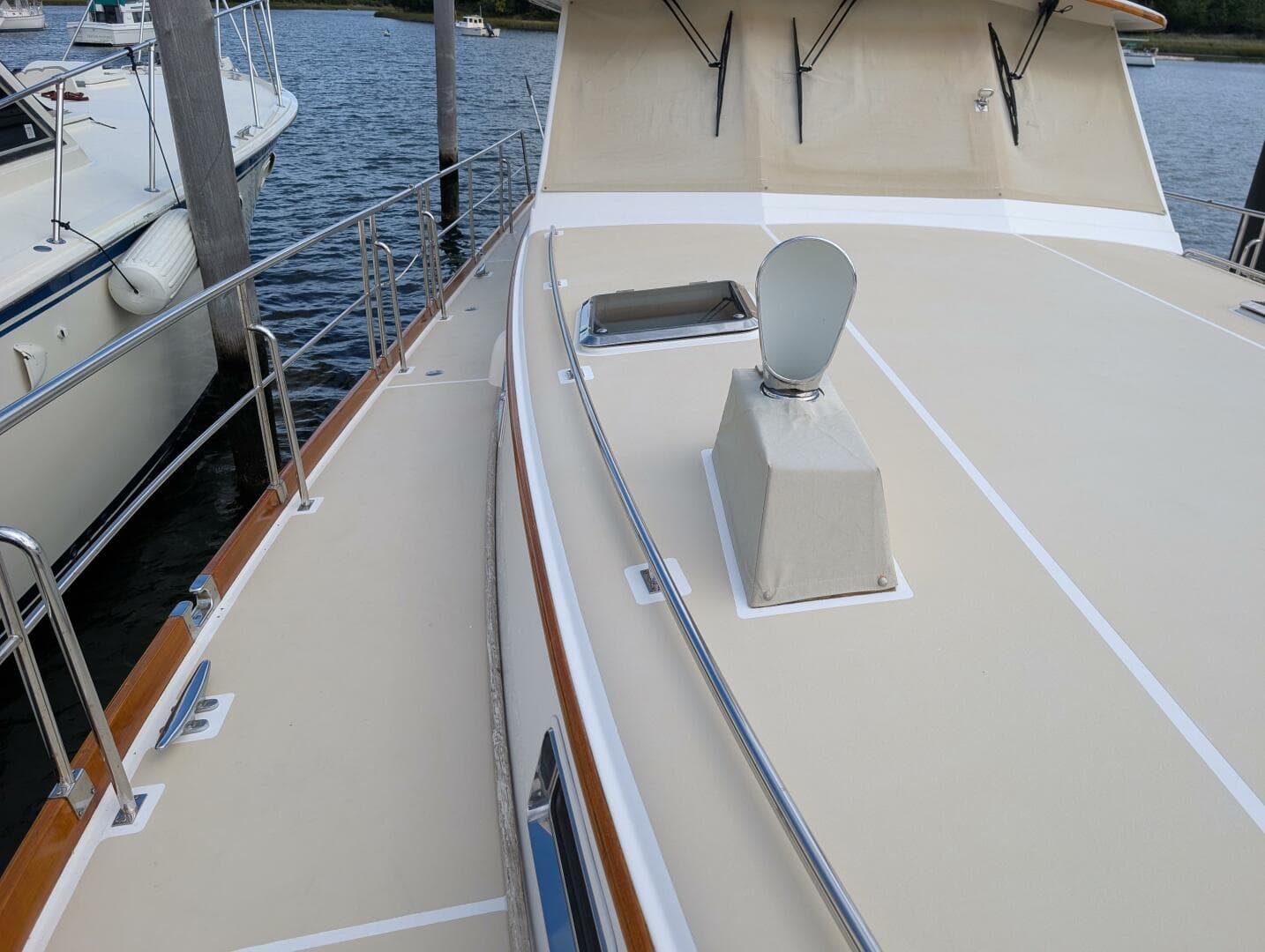 2006 Grand Banks — photo 73