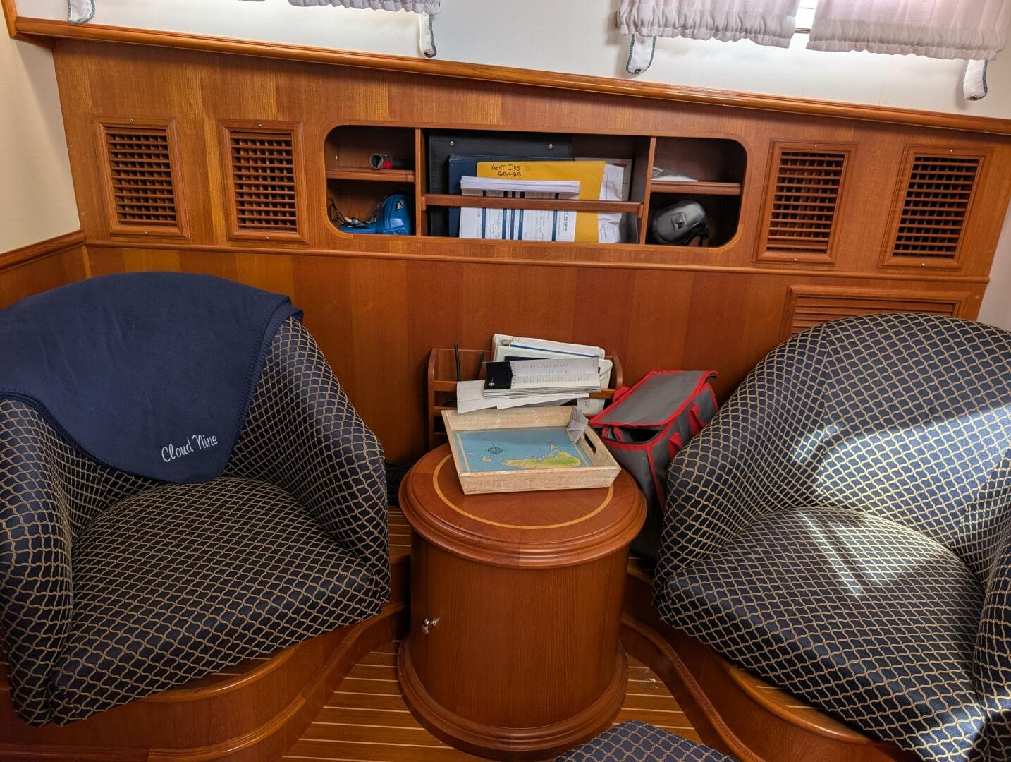 2006 Grand Banks — photo 40