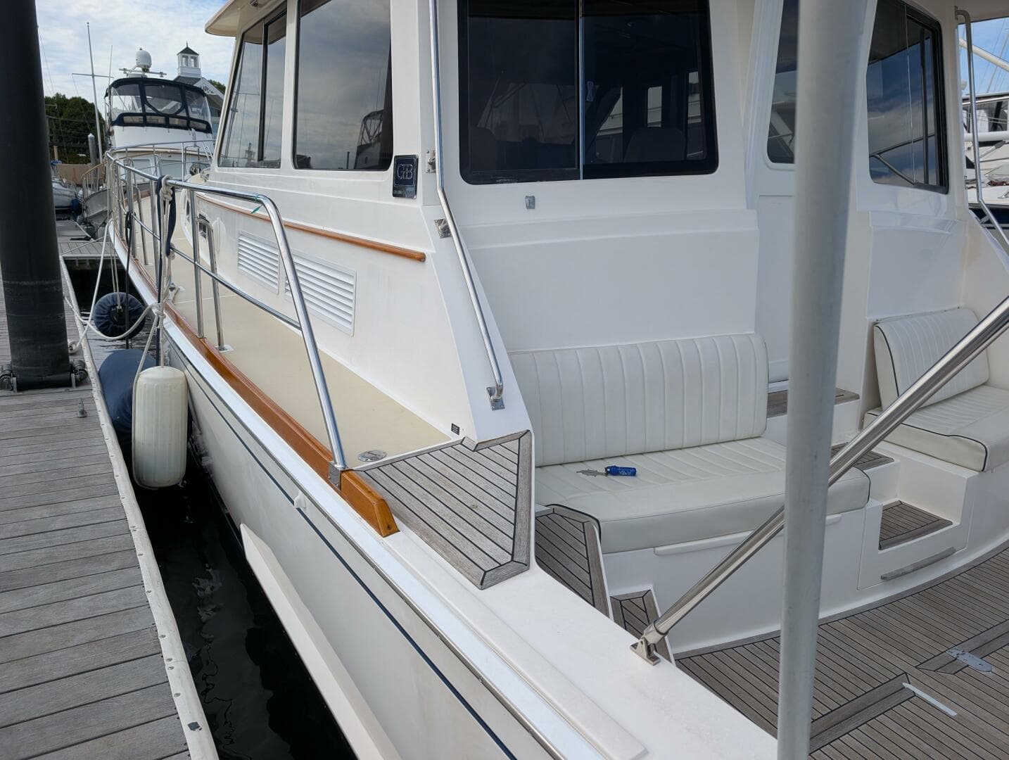 2006 Grand Banks — photo 80