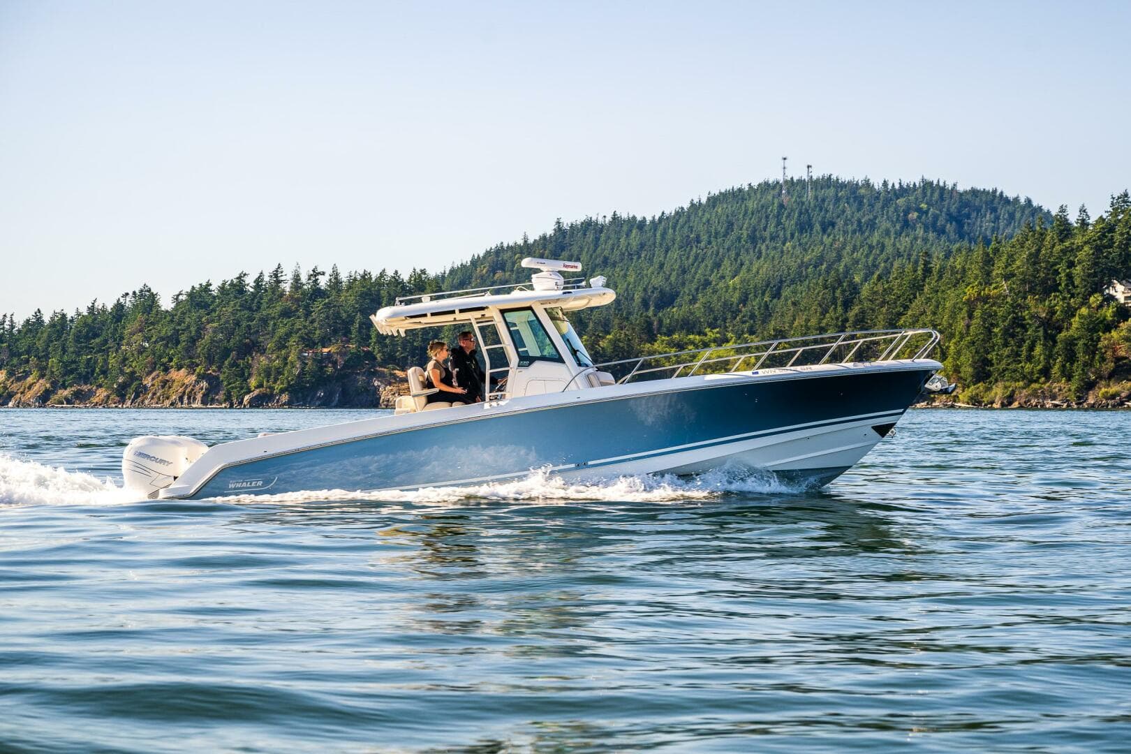 2017 Boston Whaler 330 Outrage — photo 8