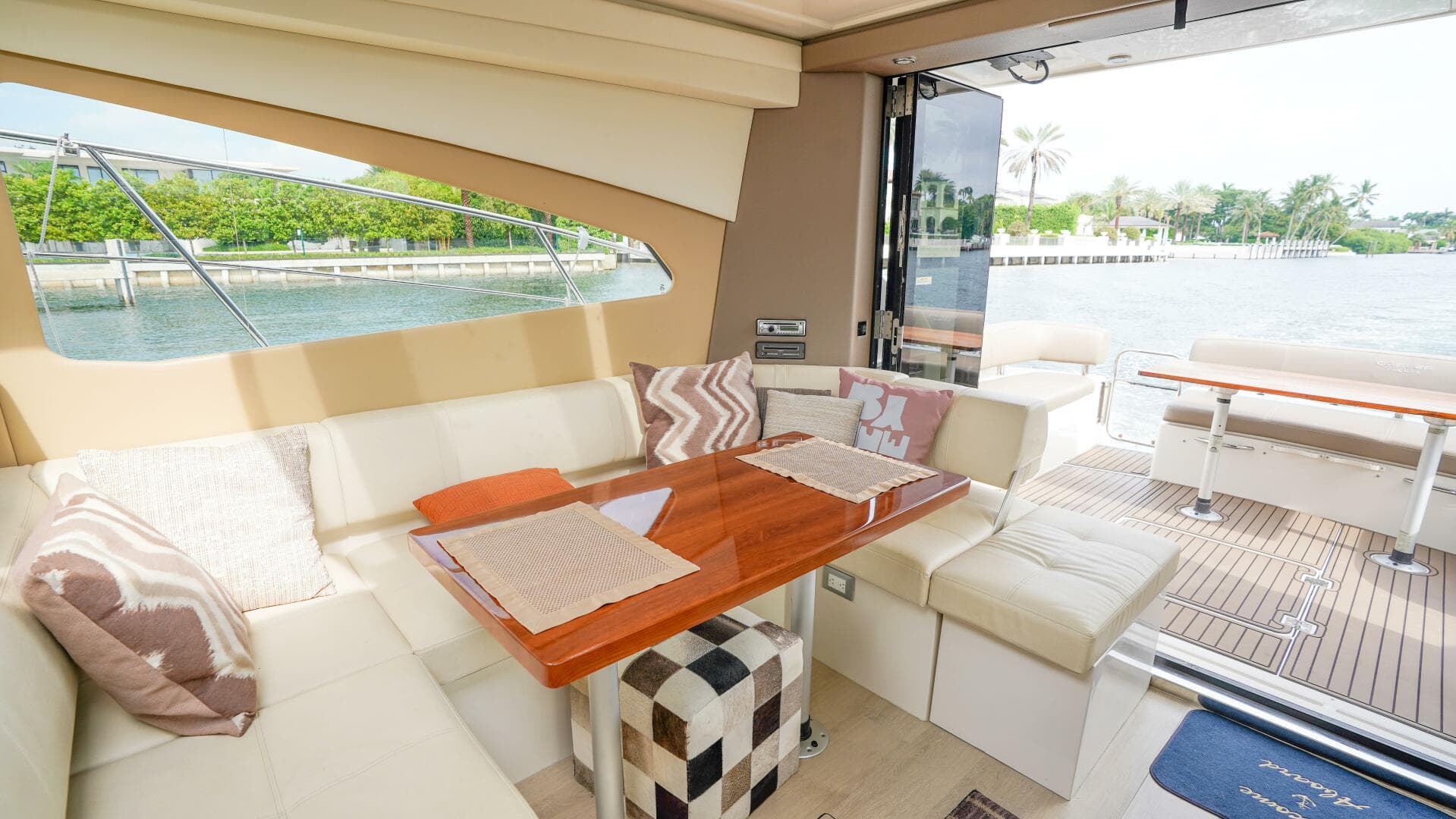 2015 Carver C-43 Coupe — photo 28