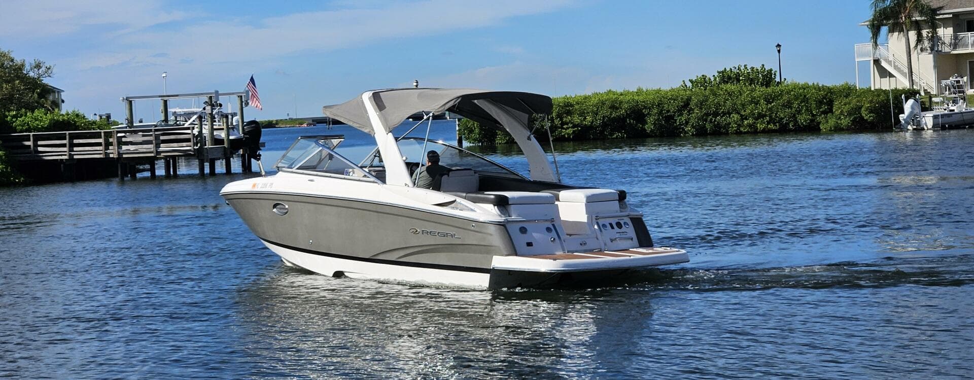 2010 Regal 2700 — photo 38