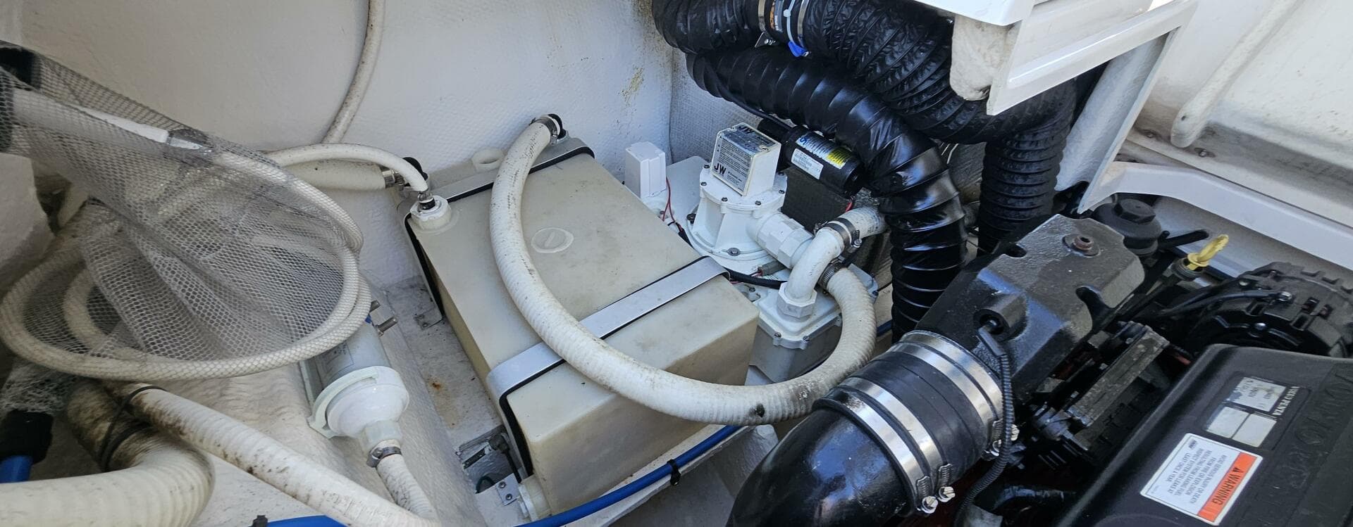 2010 Regal 2700 — photo 45