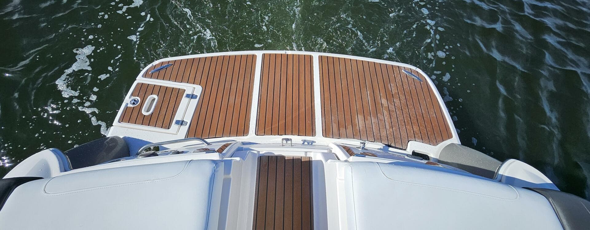 2010 Regal 2700 — photo 9