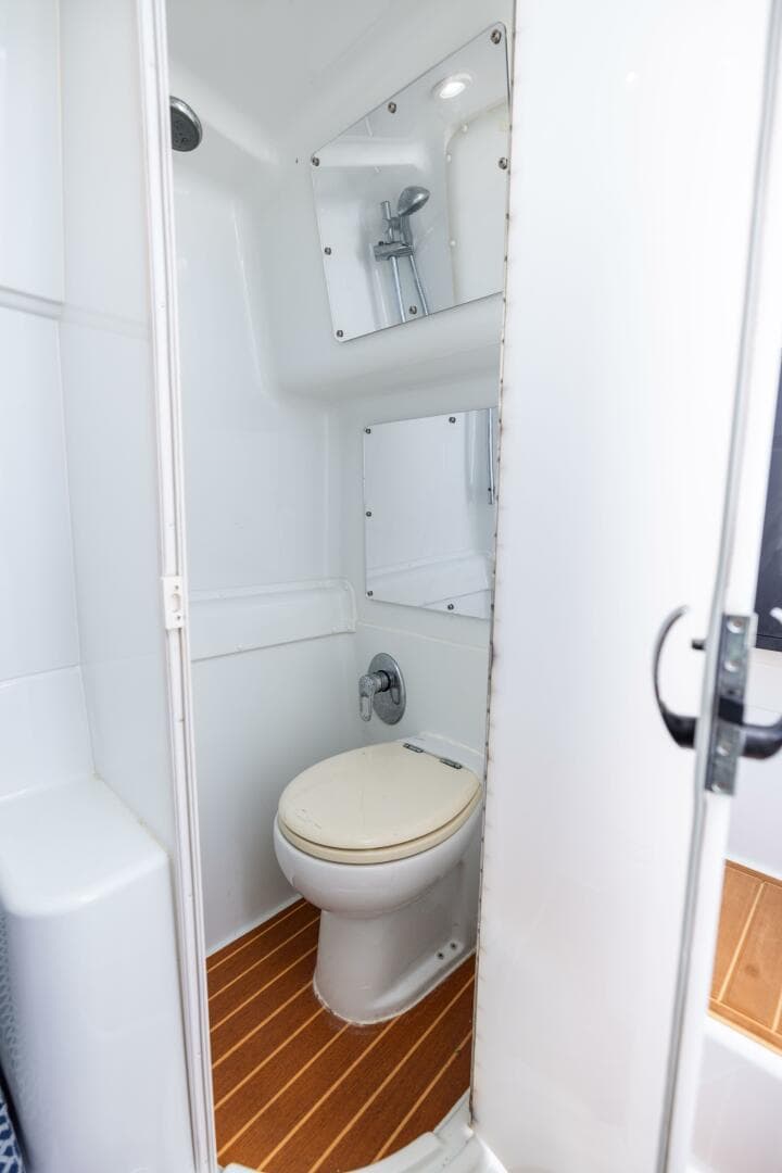 2009 Yellowfin — photo 51