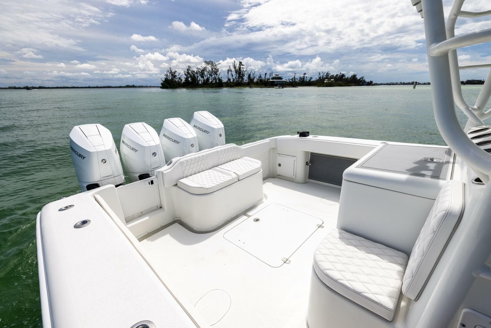 2009 Yellowfin — photo 29