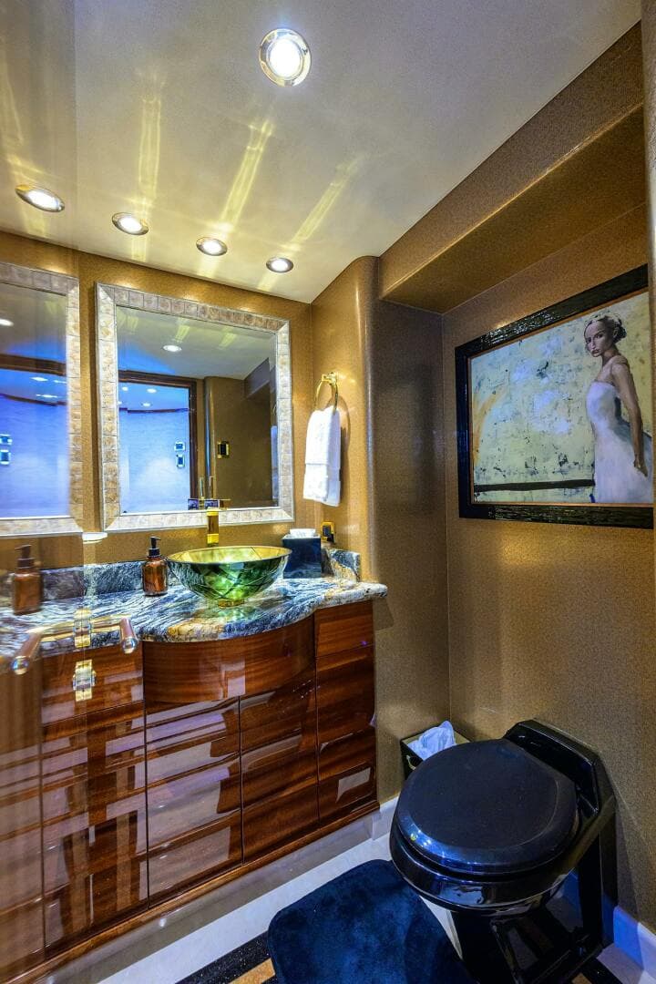 2014 Westport 112 — photo 15