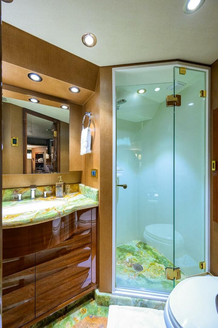 2014 Westport 112 — photo 24