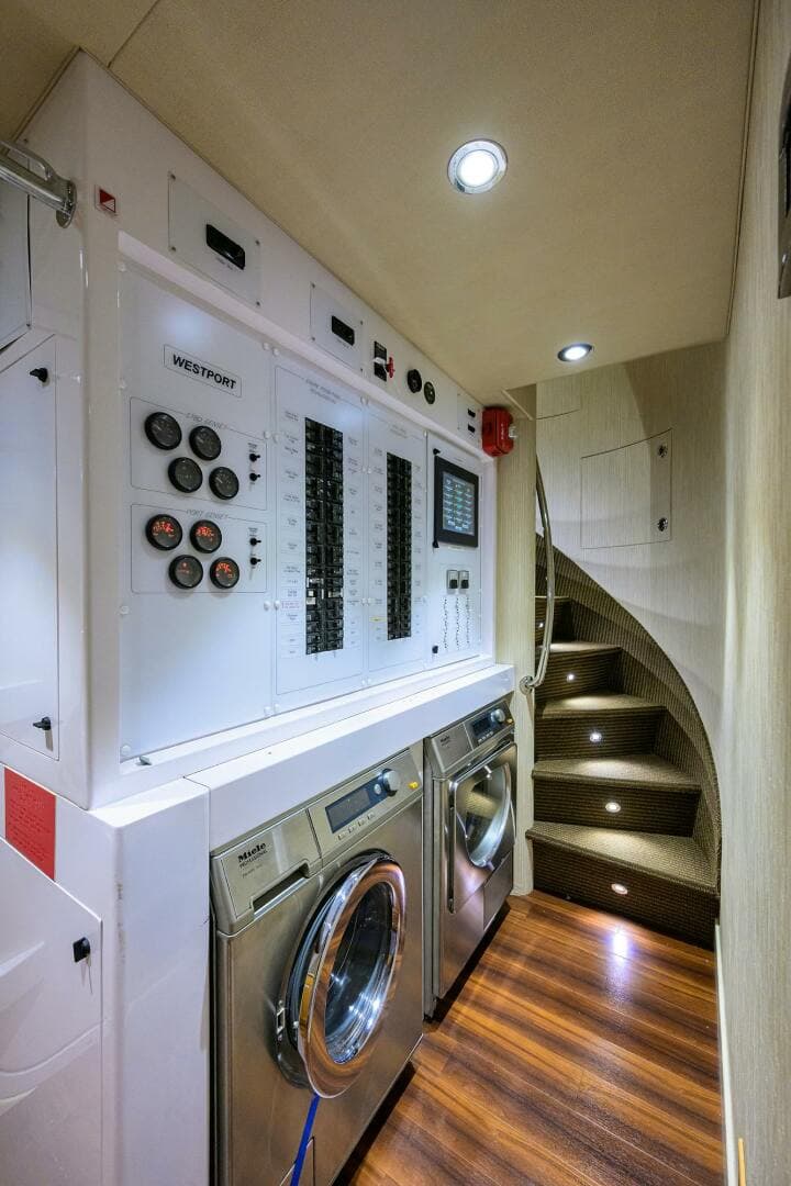 2014 Westport 112 — photo 66