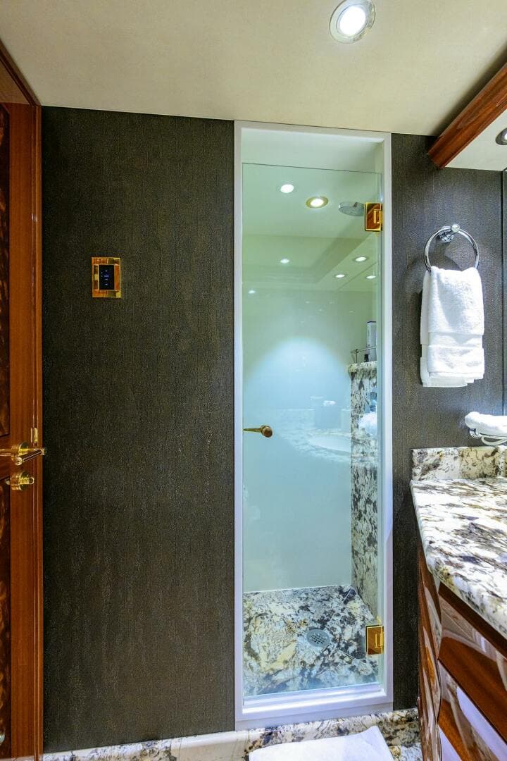 2014 Westport 112 — photo 41