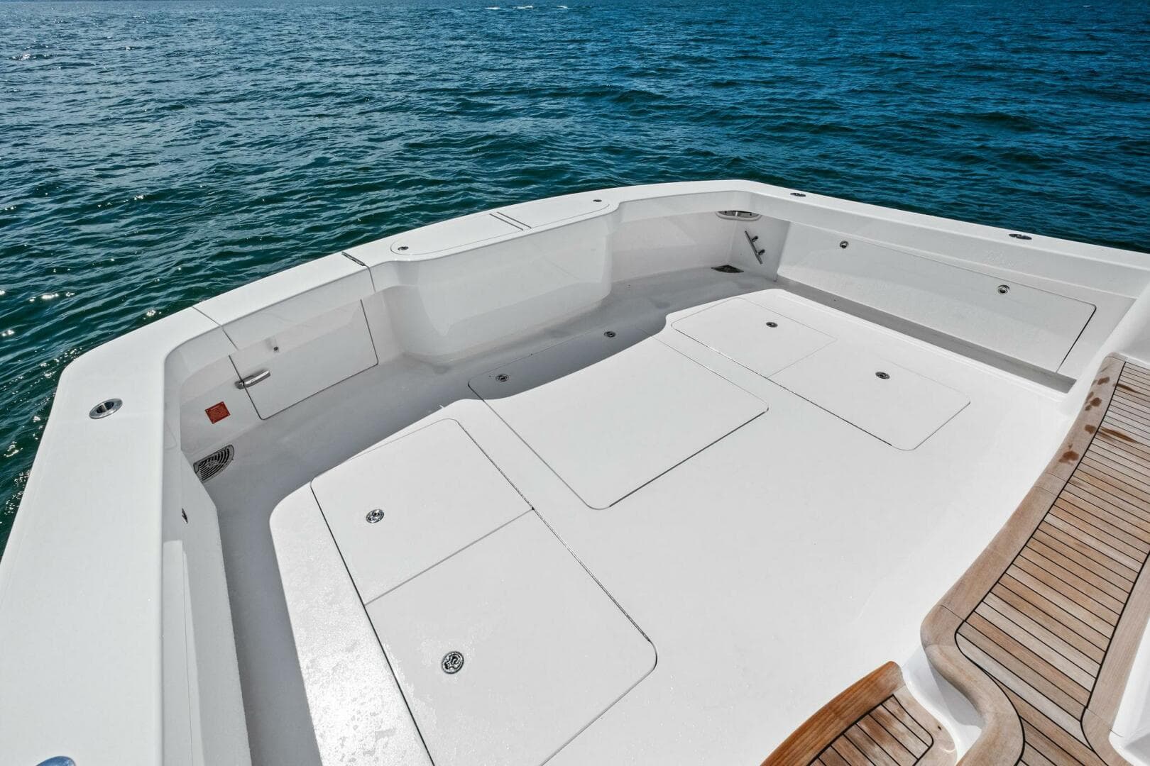 2025 Viking 58 Convertible — photo 41