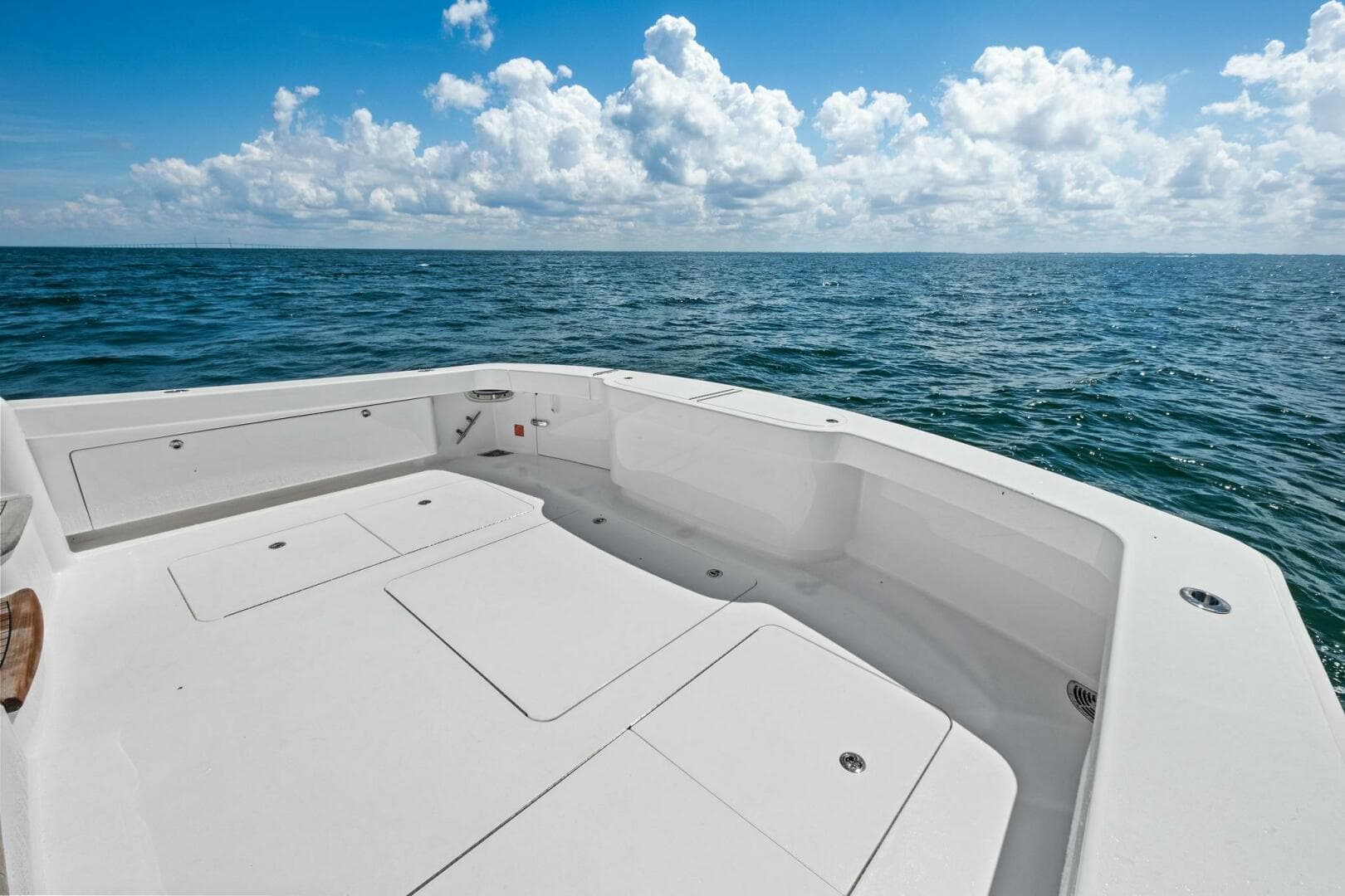 2025 Viking 58 Convertible — photo 42