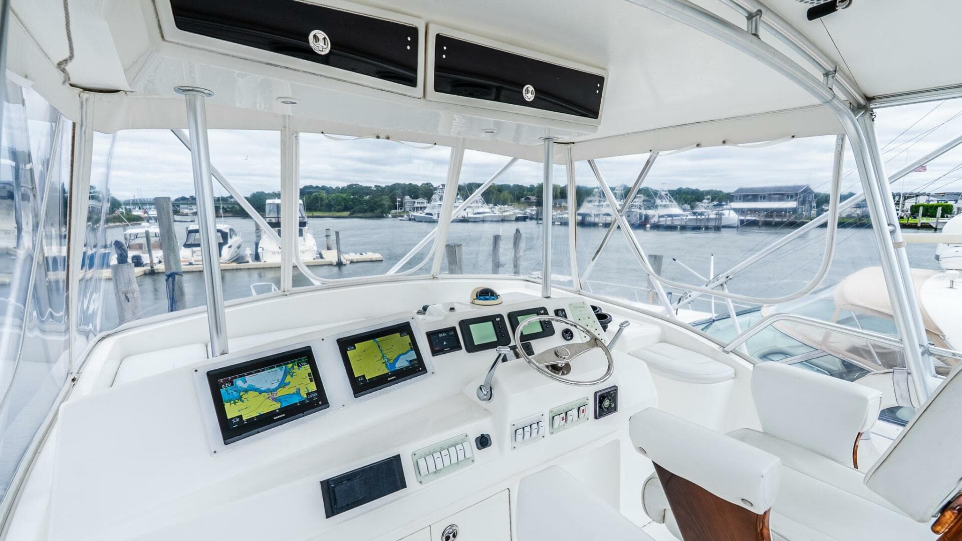 2003 Egg Harbor 42 Convertible — photo 34