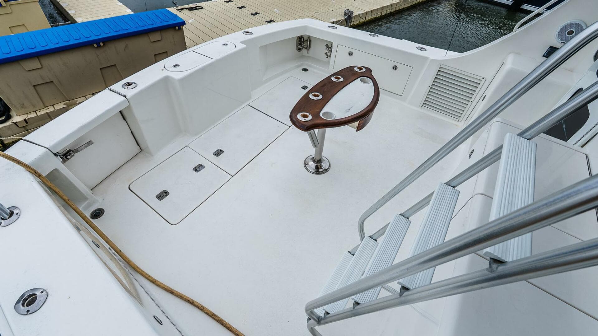 2003 Egg Harbor 42 Convertible — photo 10