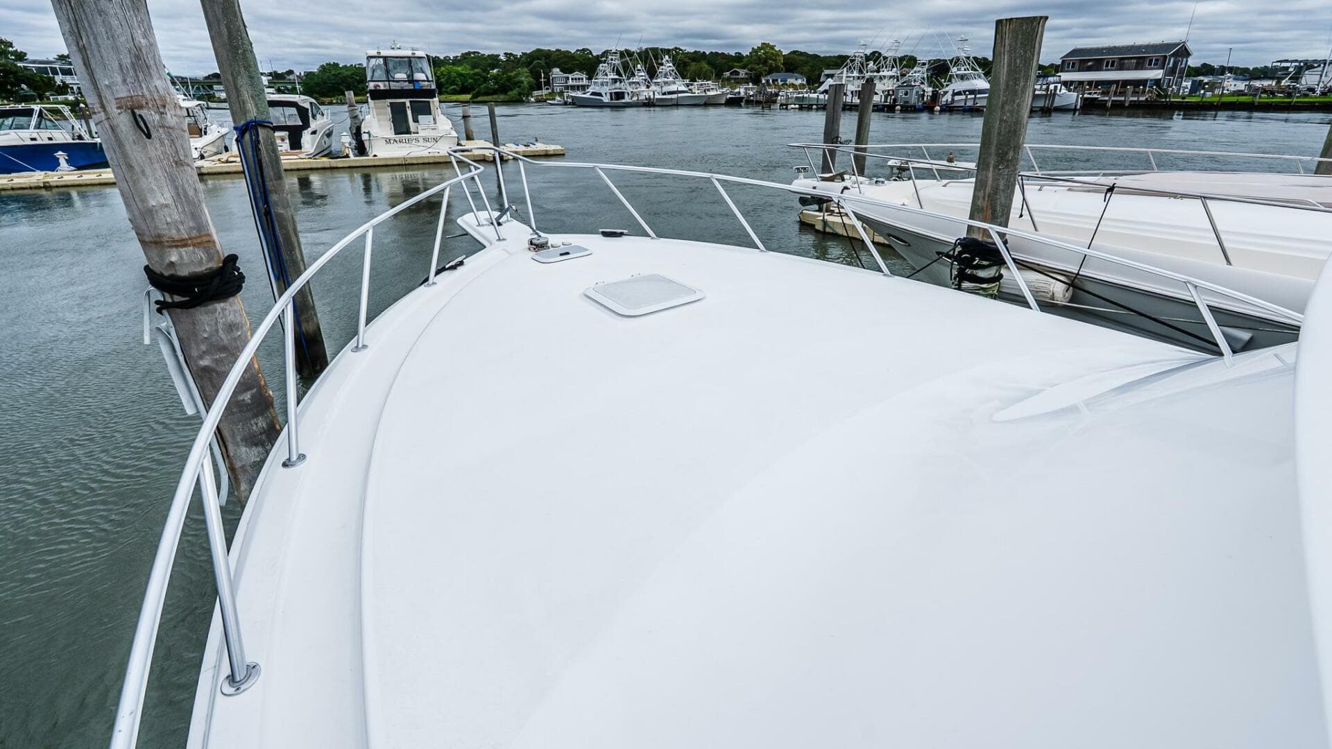 2003 Egg Harbor 42 Convertible — photo 26