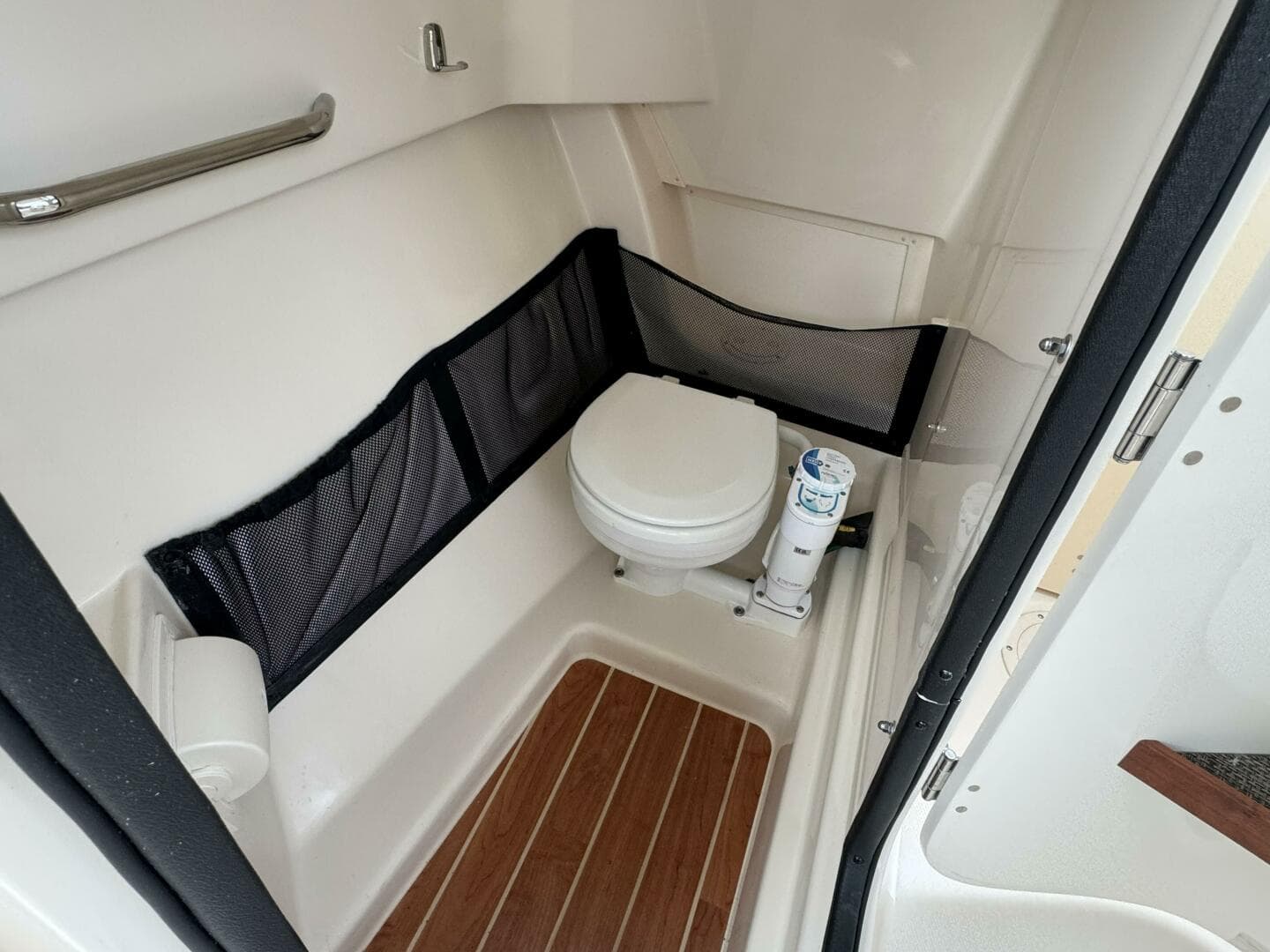 2023 Grady-White 255 Freedom — photo 24