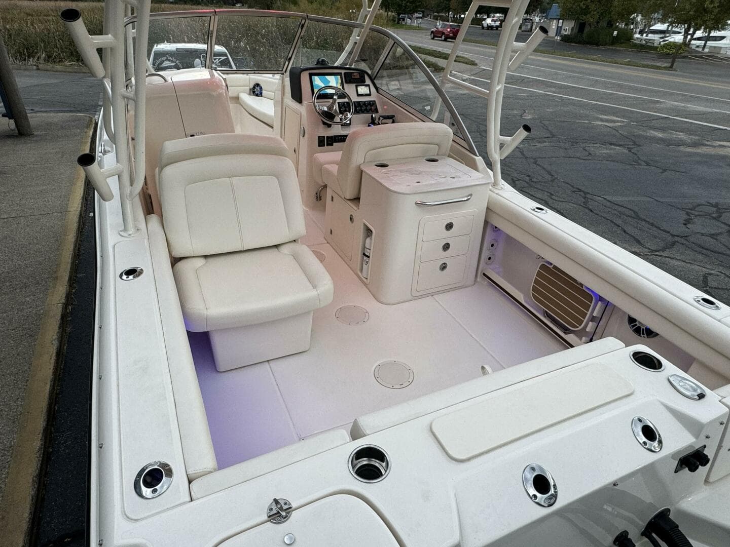 2023 Grady-White 255 Freedom — photo 12