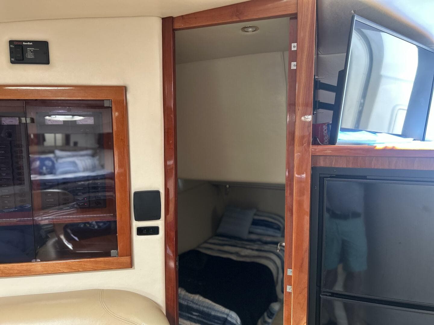 2004 Wellcraft Excalibur — photo 36