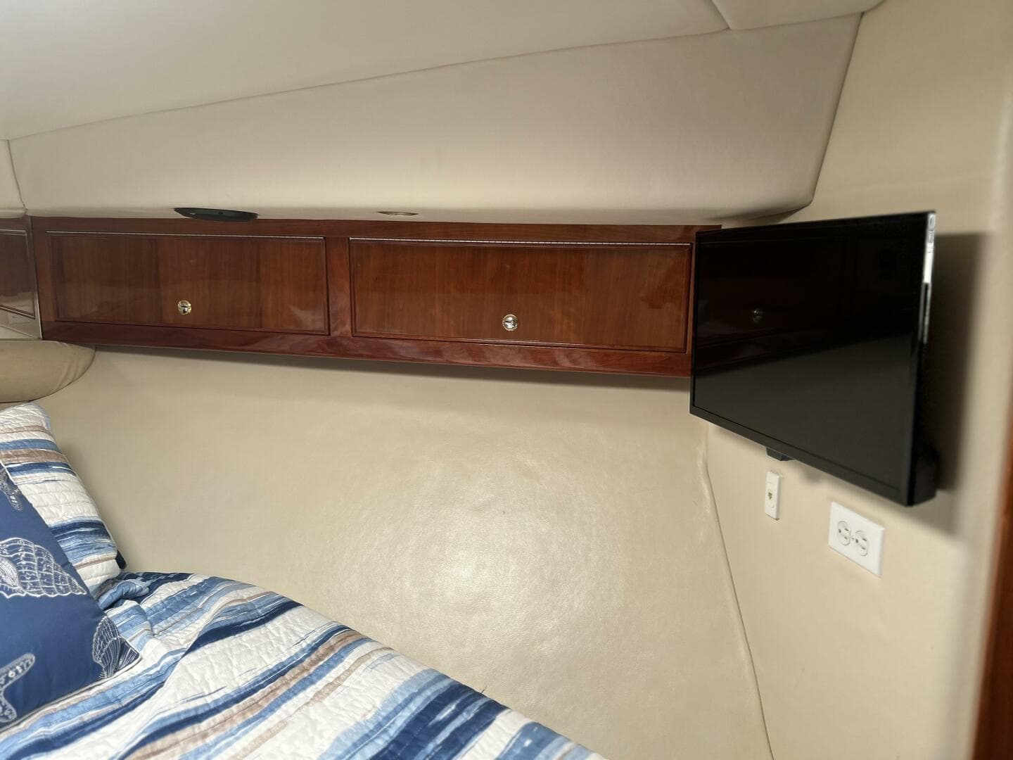 2004 Wellcraft Excalibur — photo 51