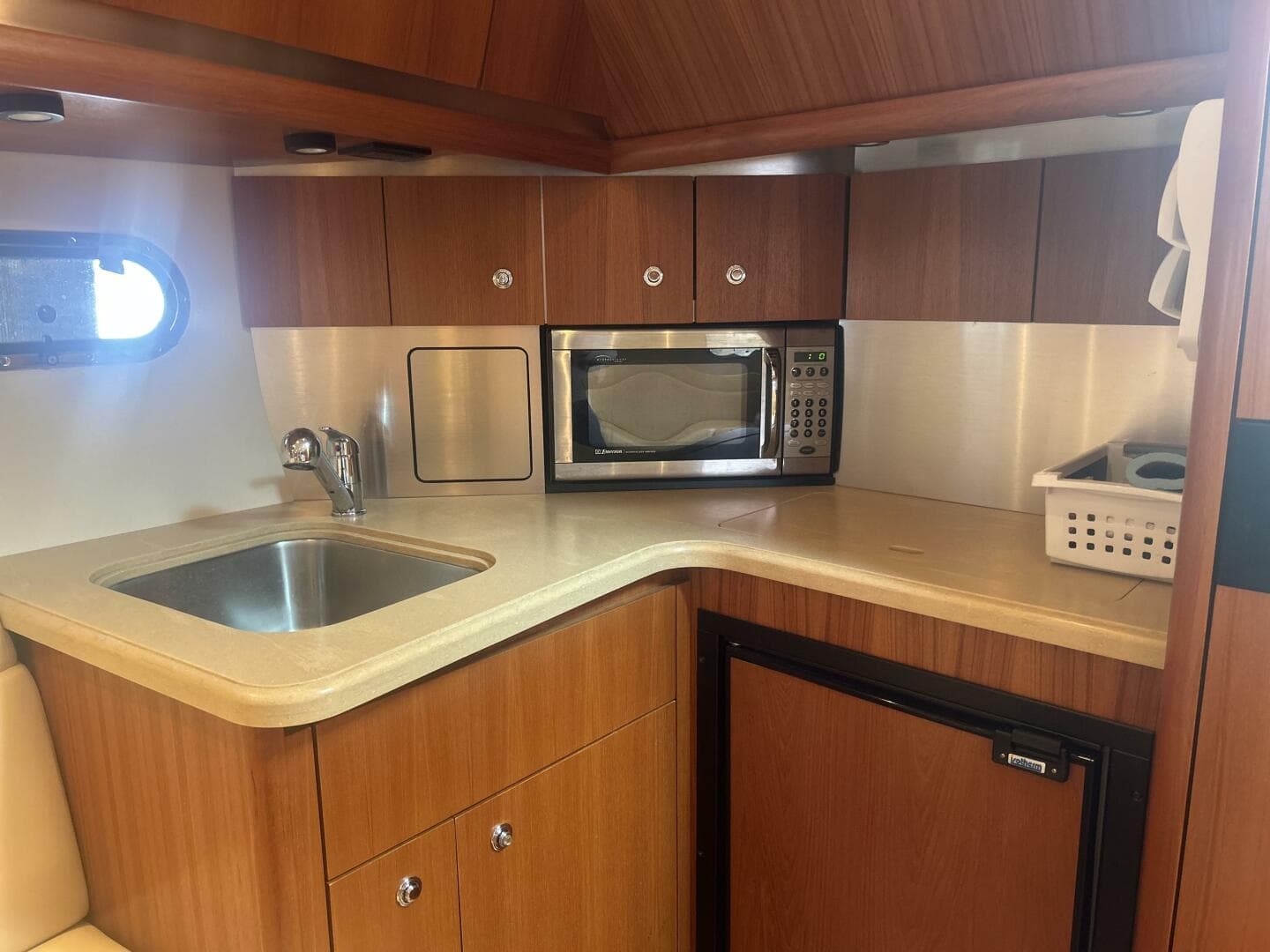 2005 Tiara Yachts — photo 39