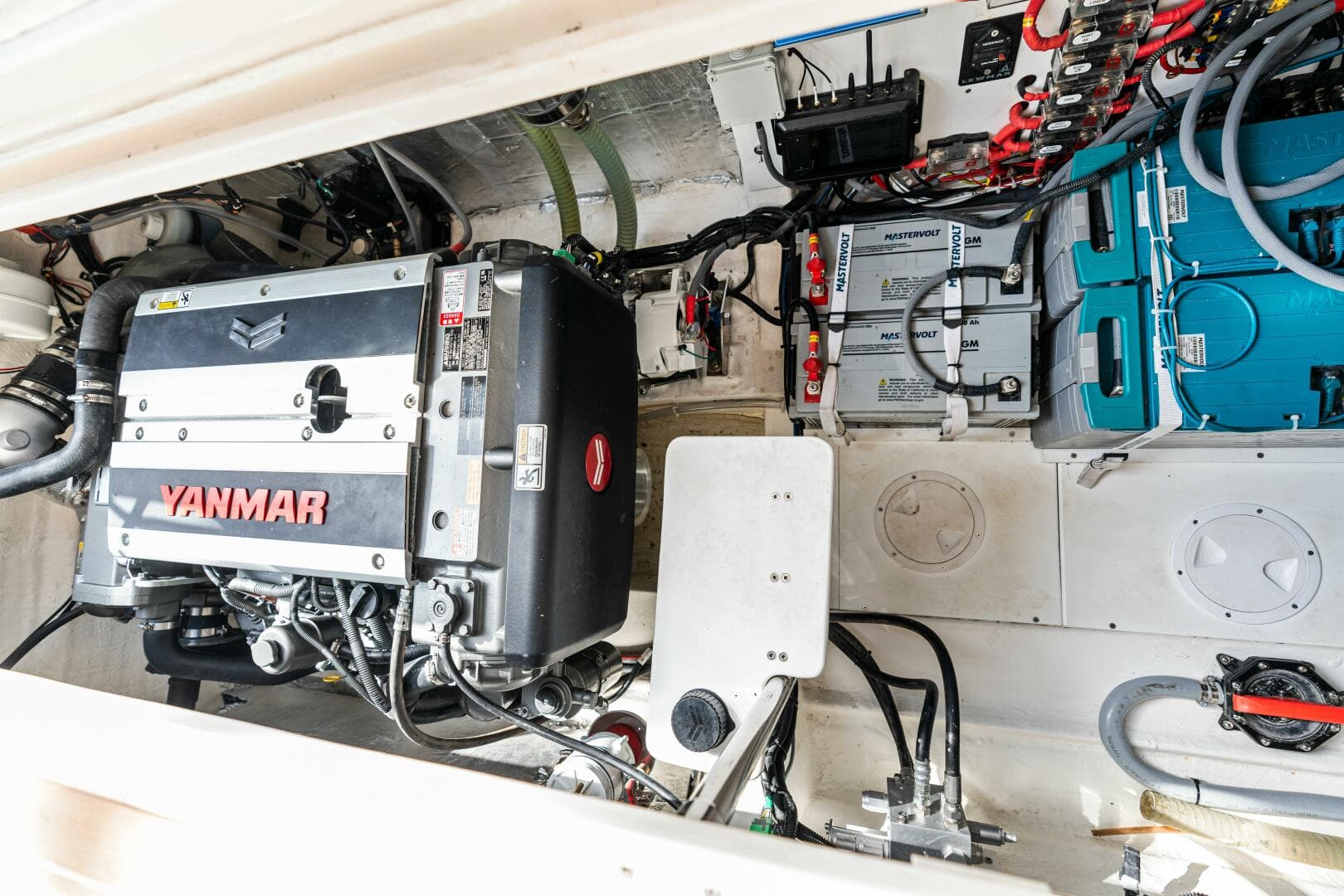 2025 Makai M37 — photo 54