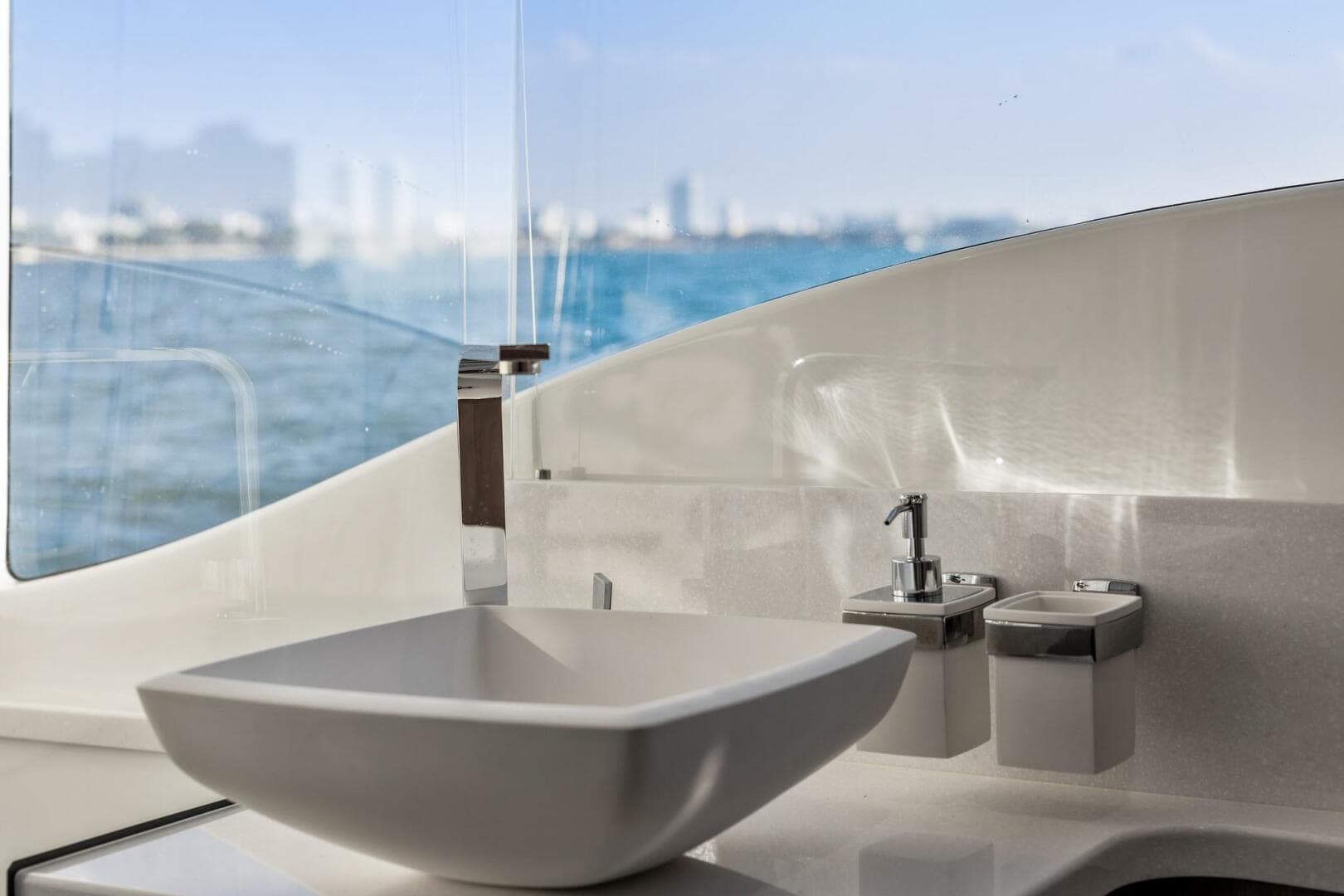 2025 Galeon 50 Fly — photo 38