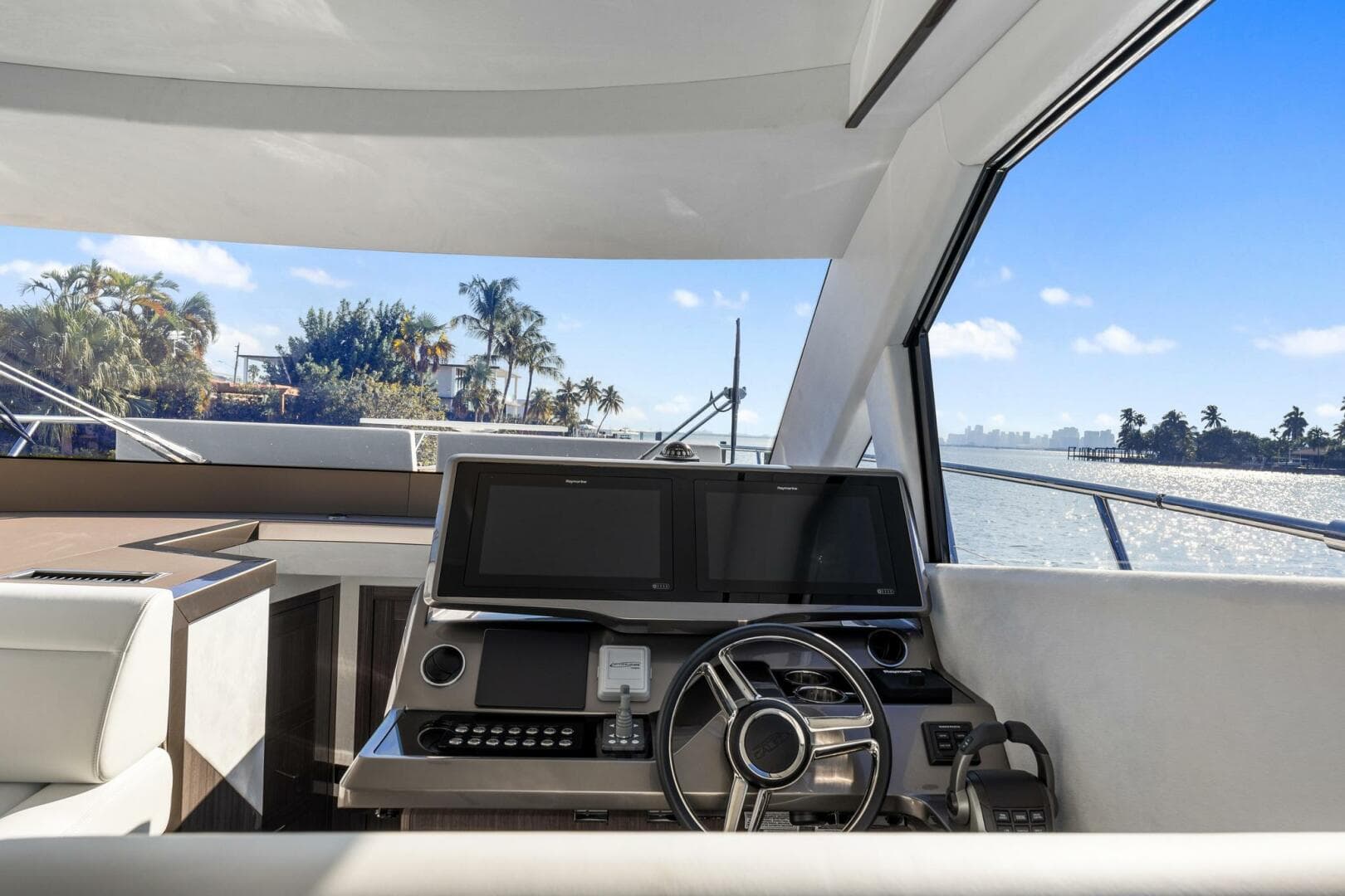 2025 Galeon 50 Fly — photo 17