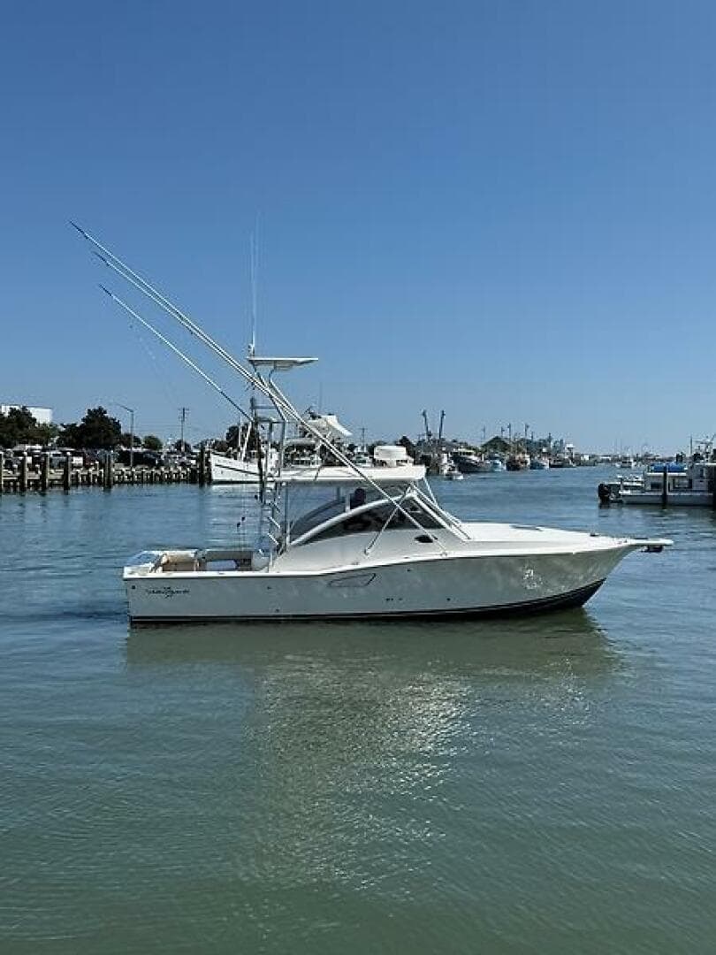 2004 Albemarle 320 Express Fisherman — photo 2
