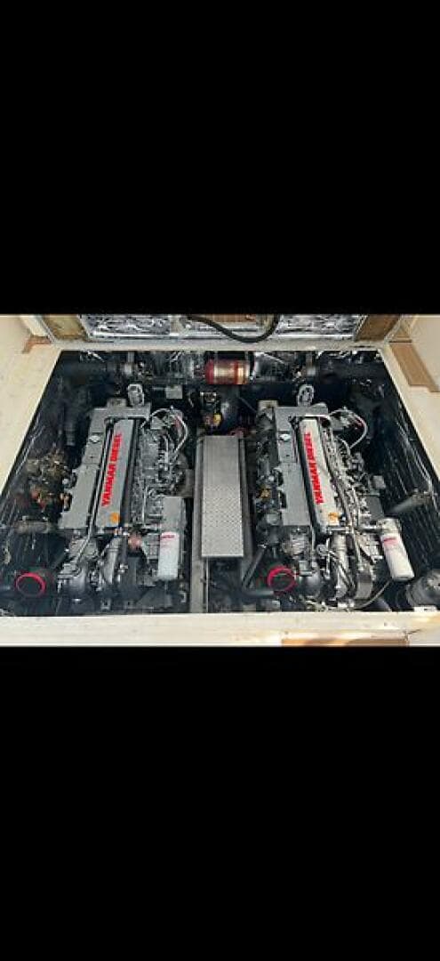 2004 Albemarle 320 Express Fisherman — photo 34