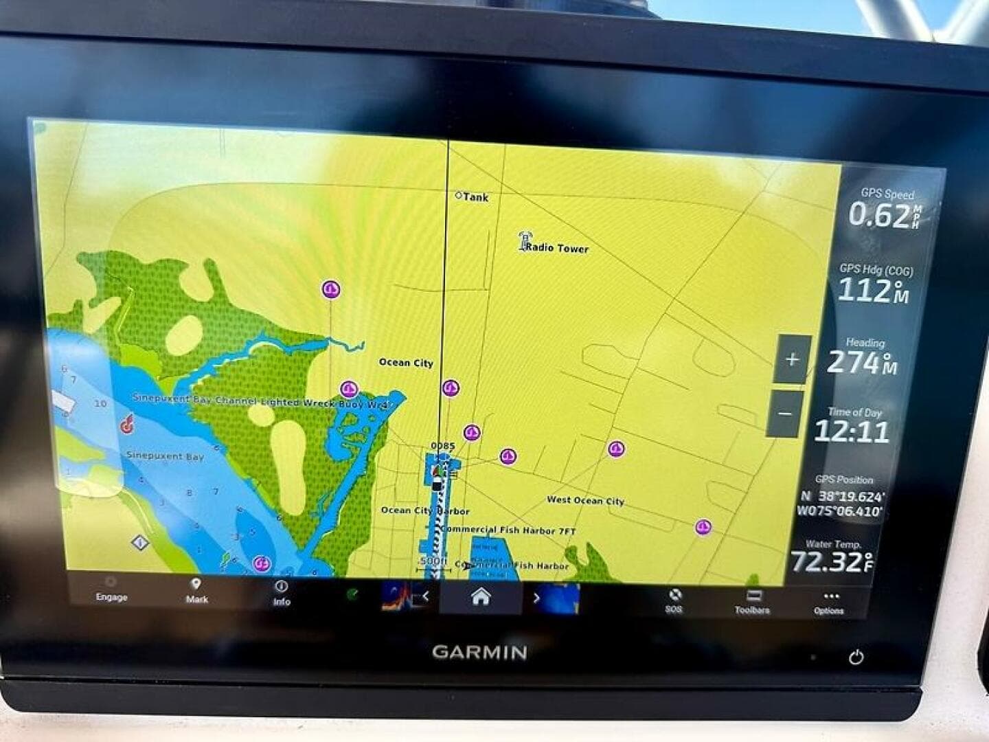 2004 Albemarle 320 Express Fisherman — photo 9