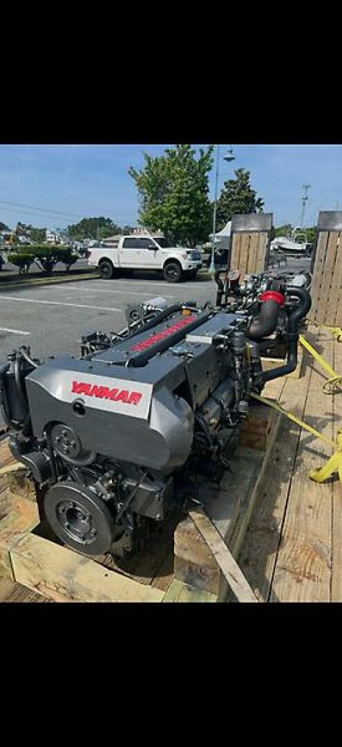 2004 Albemarle 320 Express Fisherman — photo 33