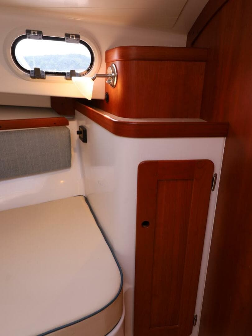 2020 Hunt Yachts Surfhunter 32 — photo 22