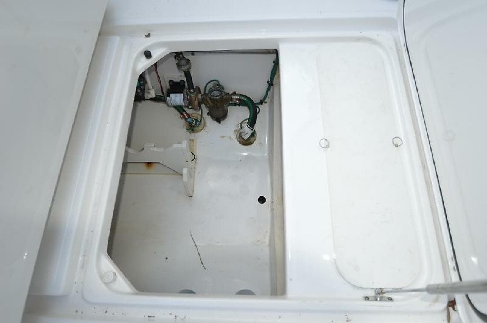 2019 Pursuit S 288 — photo 43