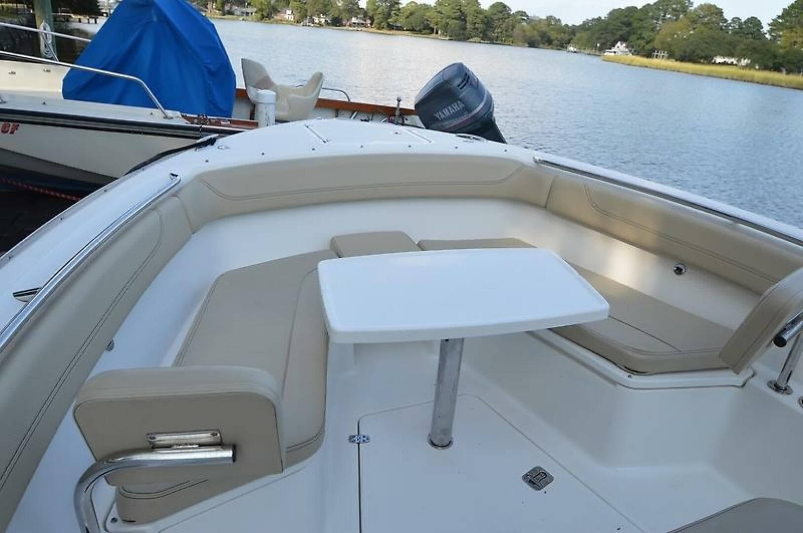 2019 Pursuit S 288 — photo 47