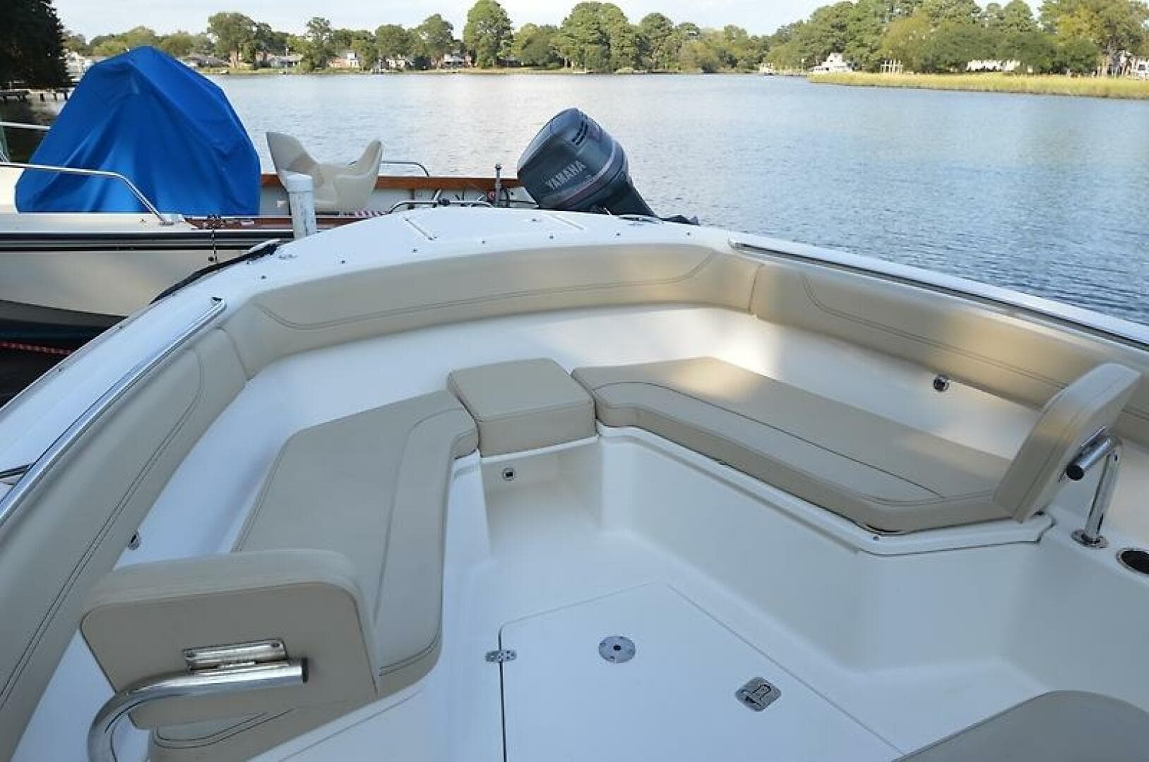 2019 Pursuit S 288 — photo 45