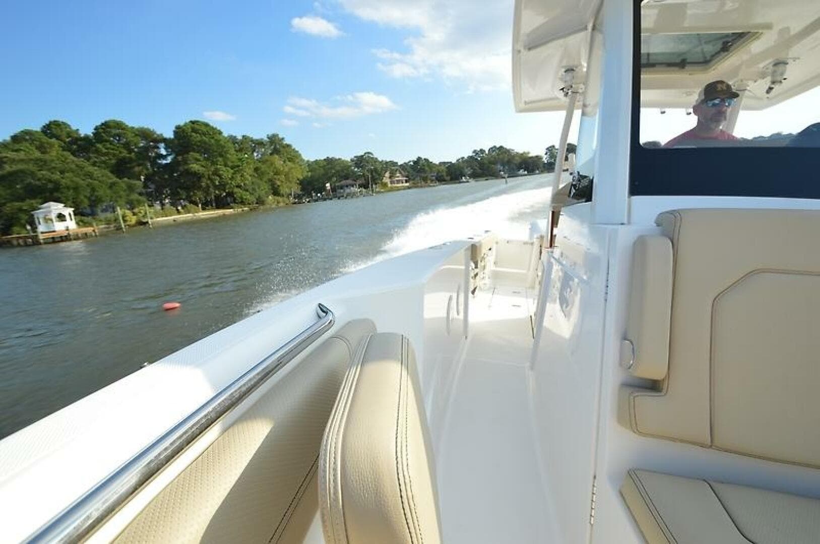 2019 Pursuit S 288 — photo 57