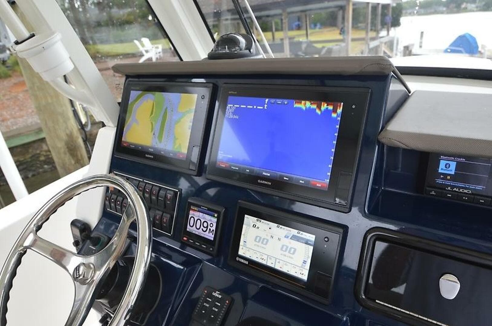 2019 Pursuit S 288 — photo 25