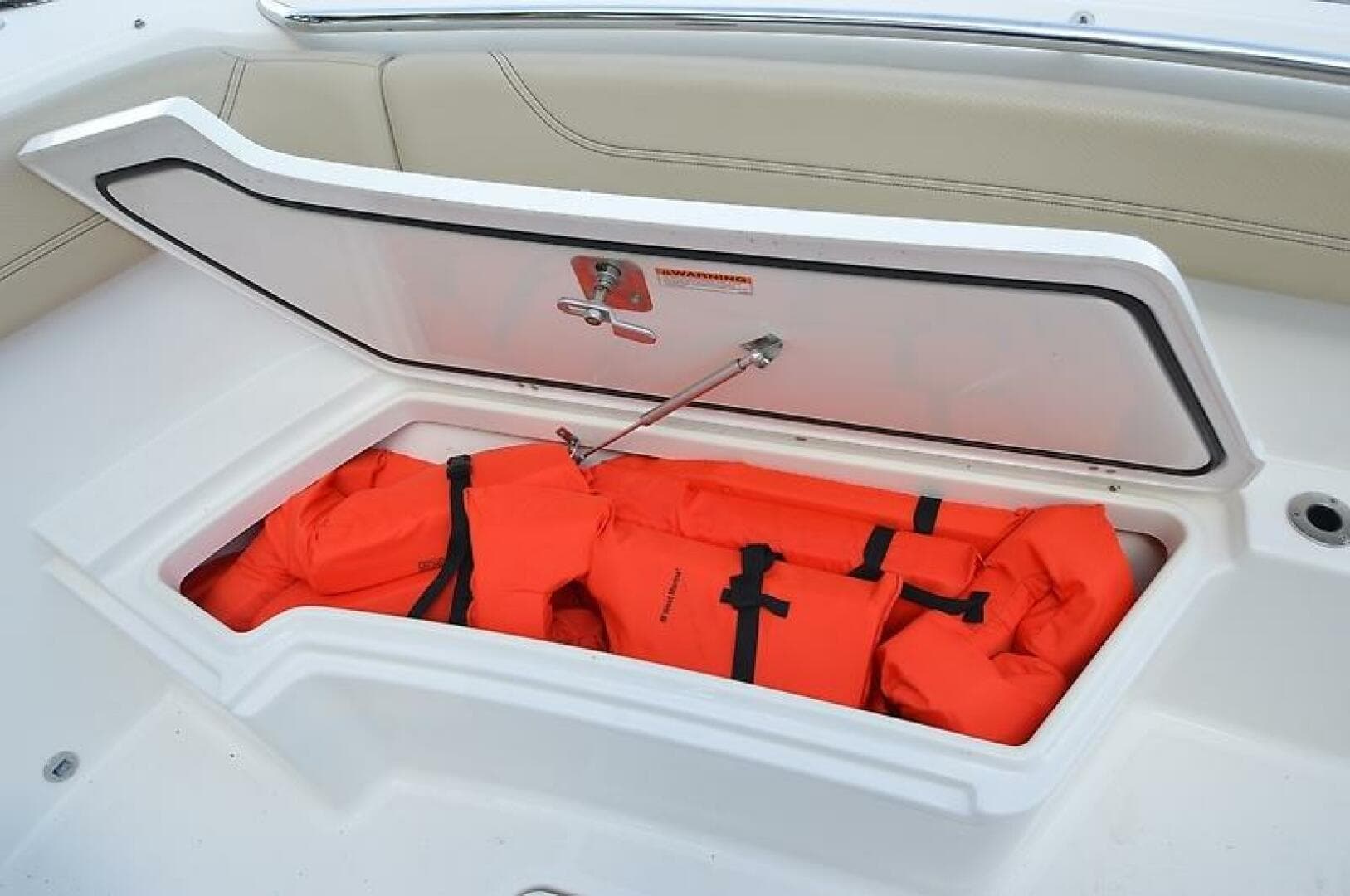 2019 Pursuit S 288 — photo 38