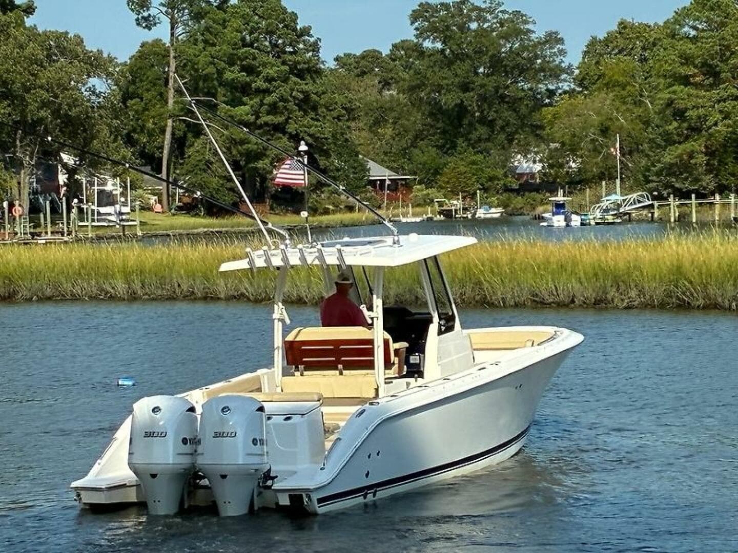 2019 Pursuit S 288 — photo 8