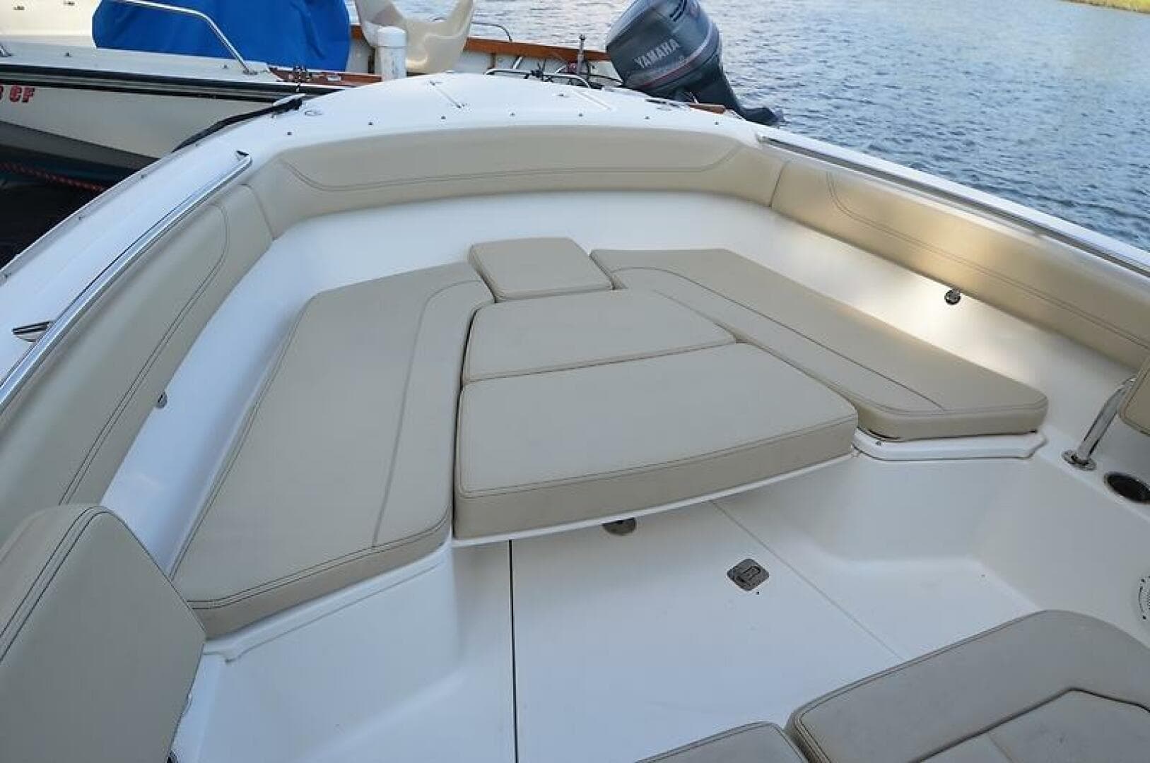 2019 Pursuit S 288 — photo 46