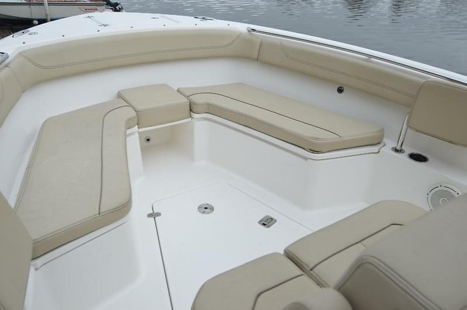 2019 Pursuit S 288 — photo 22