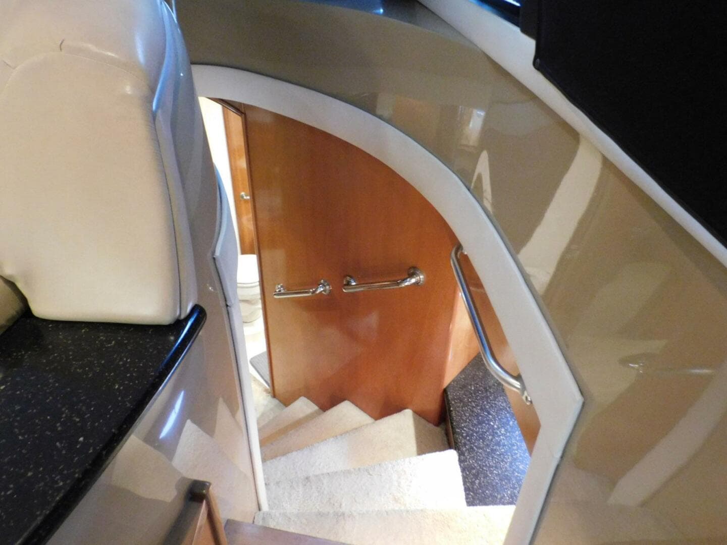 2002 Carver 570 Voyager Pilothouse — photo 21