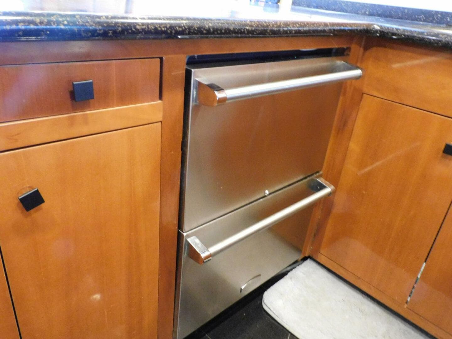 2002 Carver 570 Voyager Pilothouse — photo 13